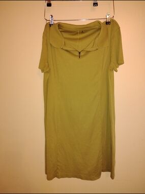 Able Short Sleeve Dress in Green